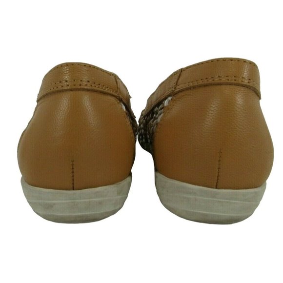 Cliffs by White Mountain Women's Faylie Tan White Woven Leather Ballet Flats - Picture 4 of 6